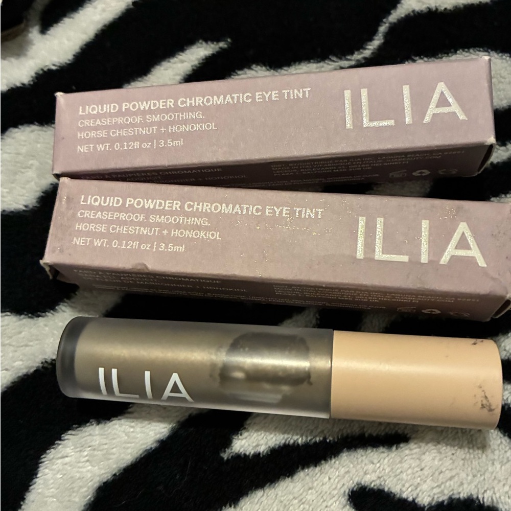 ILIA Chromatic Eye Tint in Elegant Color Hatch